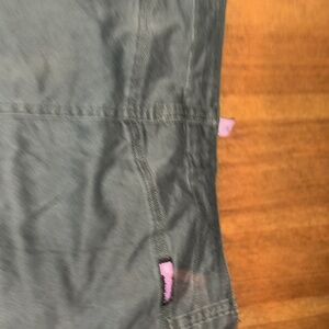 women’s 5/6bubblegum army green bellbottoms pants